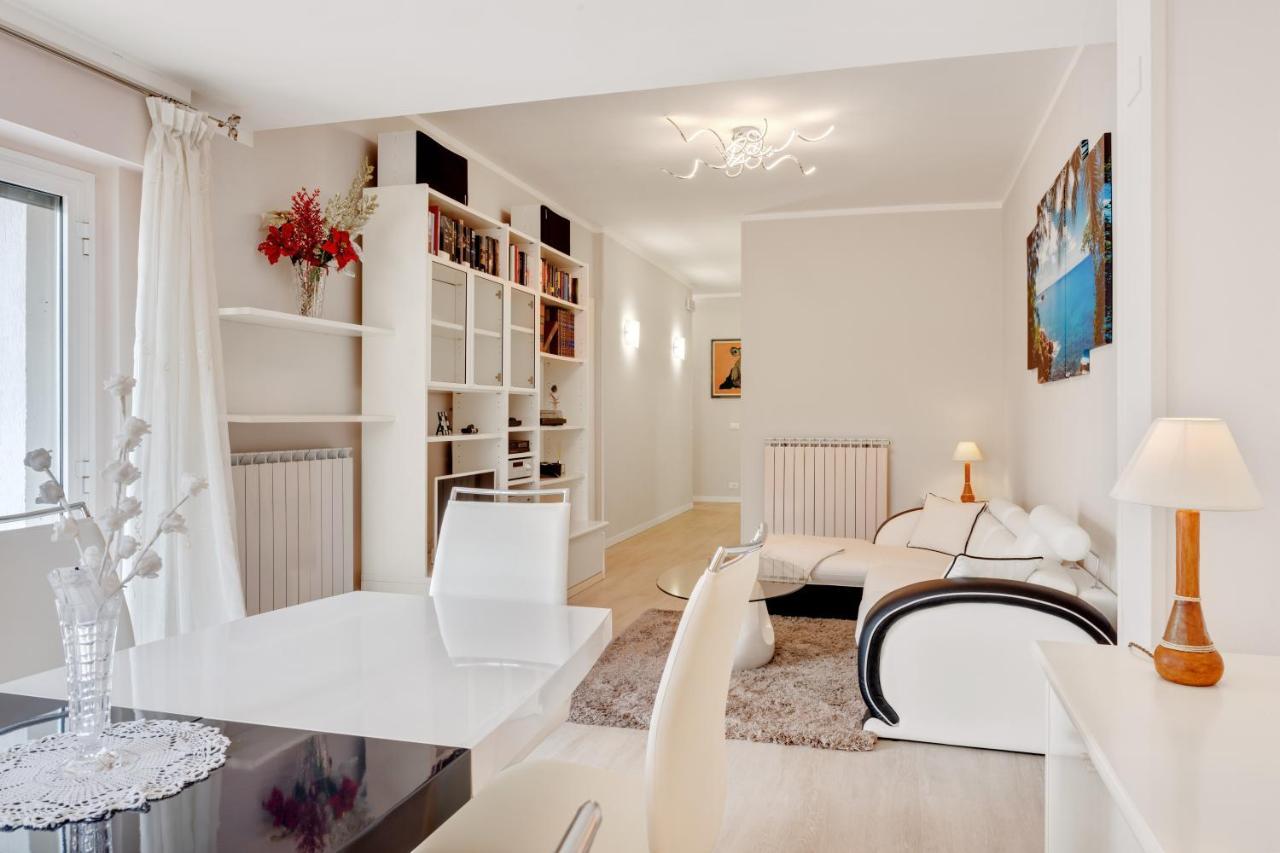Appartement Luni Mare Bright Terrace Flat With Parking à Marinella di Sarzana Extérieur photo
